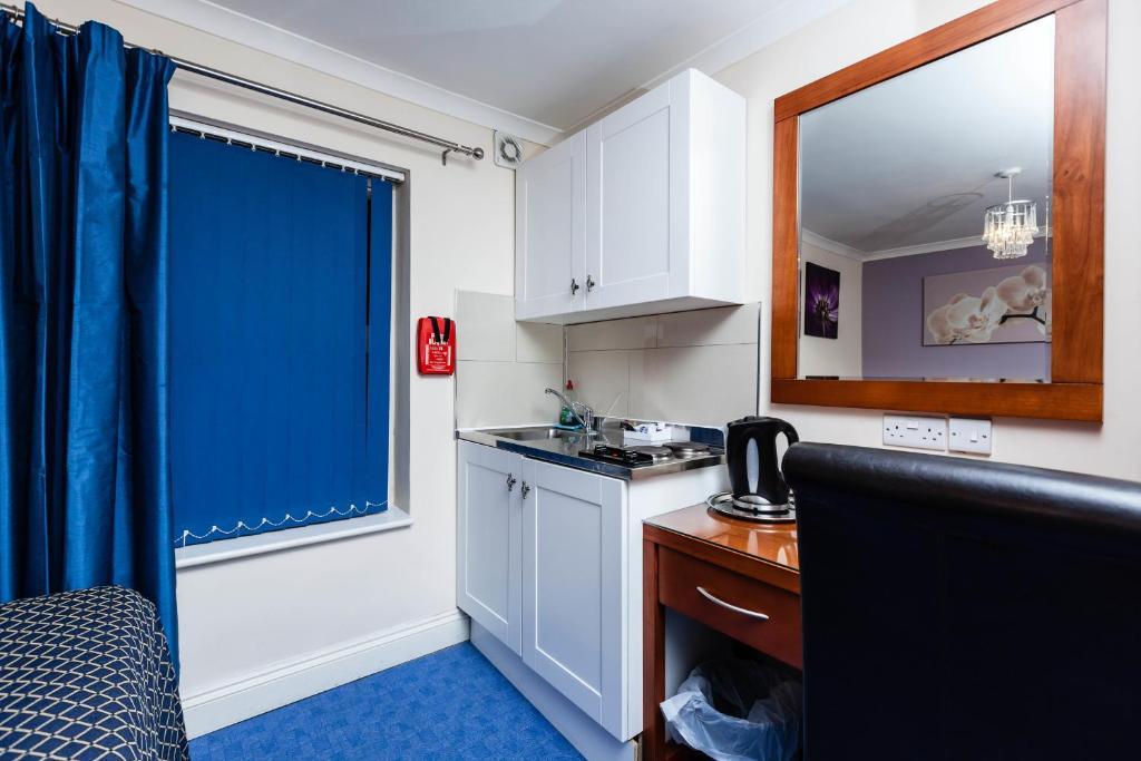 Luton Hotel Residence Екстериор снимка