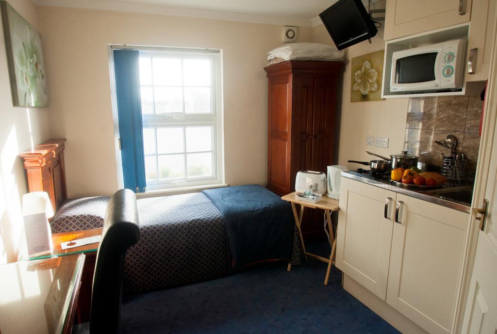 Luton Hotel Residence Екстериор снимка