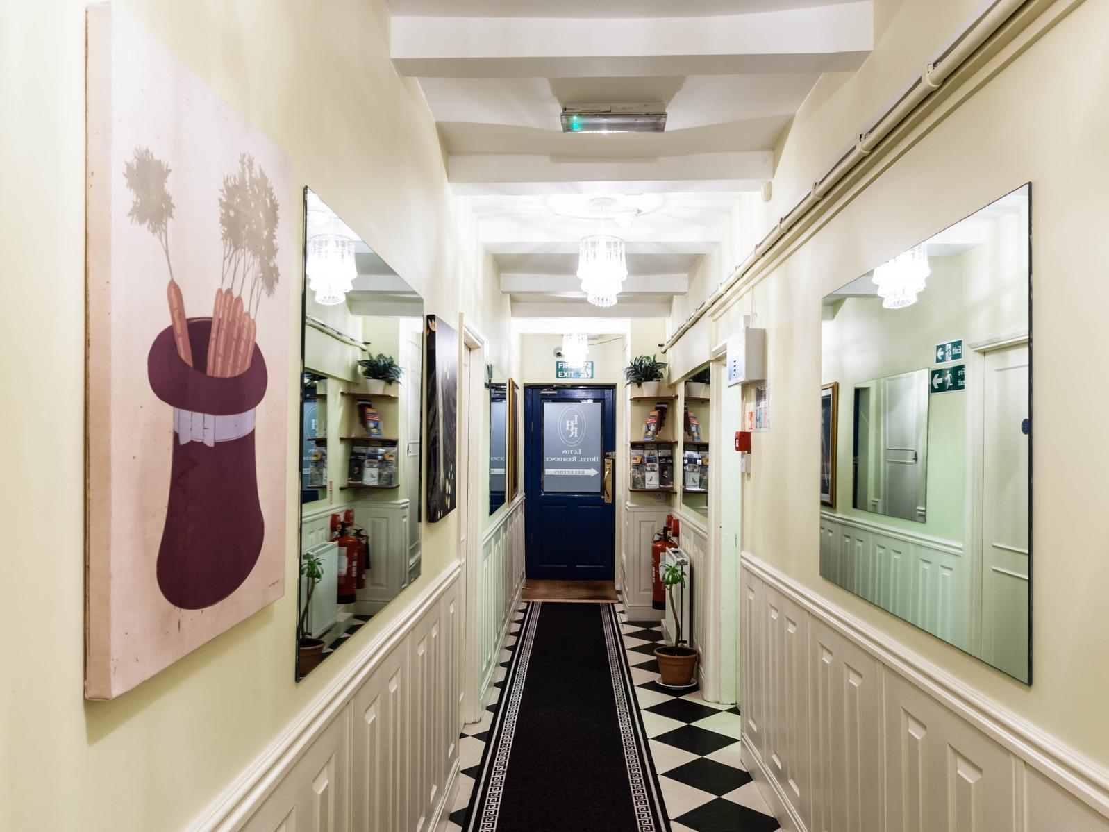 Luton Hotel Residence Екстериор снимка