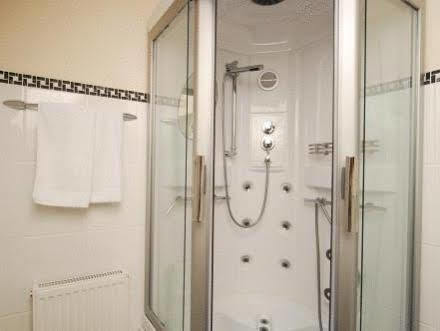 Luton Hotel Residence Екстериор снимка